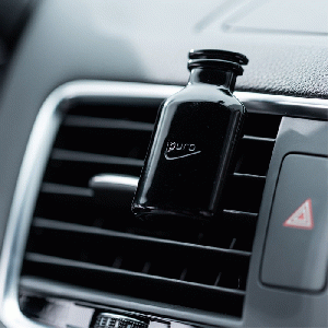 Ipuro Car Fragrance - Noir Set (houder + navulling)