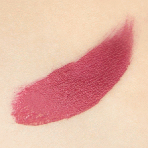 Meet Matt(e) Hughes Liquid Lipstick - Dedicated